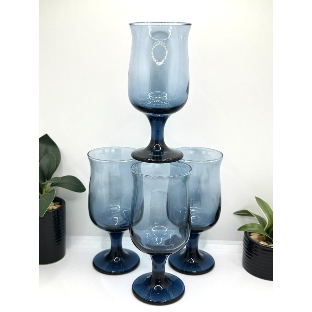 Vintage Set of 4 Libbey Dusky Blue Water Glasses Stemware Goblets Tulip Shaped